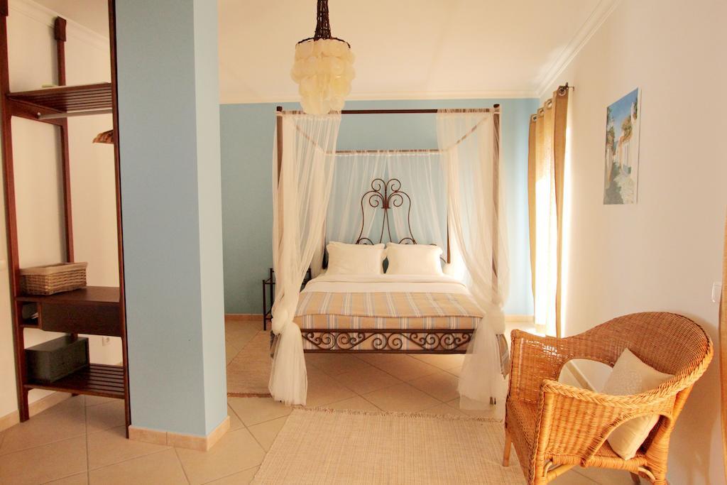 Casa a Sul - Lagos Guesthouses Habitación foto